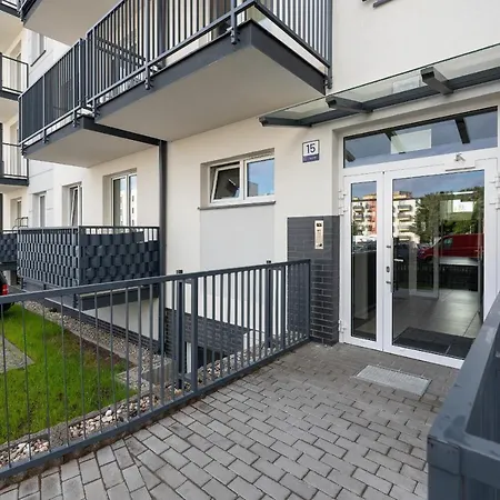 Modern Luzycka By Renters *